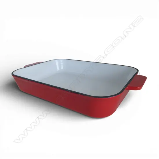 HOME COLLECTION CAST-IRON & ENAMEL RED RECTANGULAR BAKING DISH, L.335mm