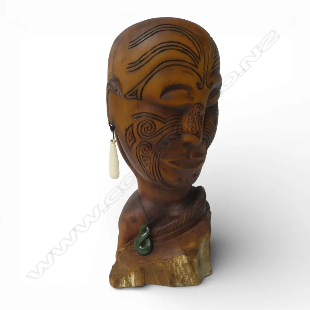 CARVED WOOD MAORI TATTOOED BUST, EARRING CORD FAULTED,  H.280mm Image 1++