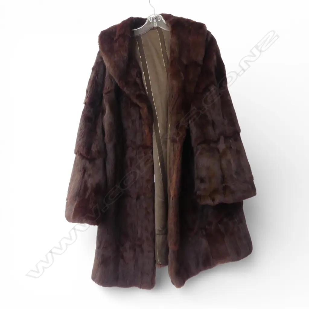 VINTAGE KNEE LENGTH RABBIT FUR COAT Image 1++