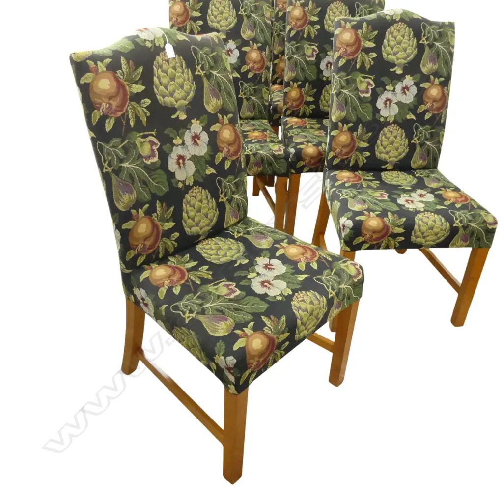 8 UPHOLSTERED DINING CHAIRS Image 1++