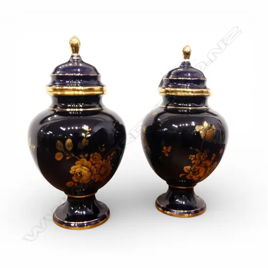 PR BLUE CERAMIC LIDDED VASES H.325mm