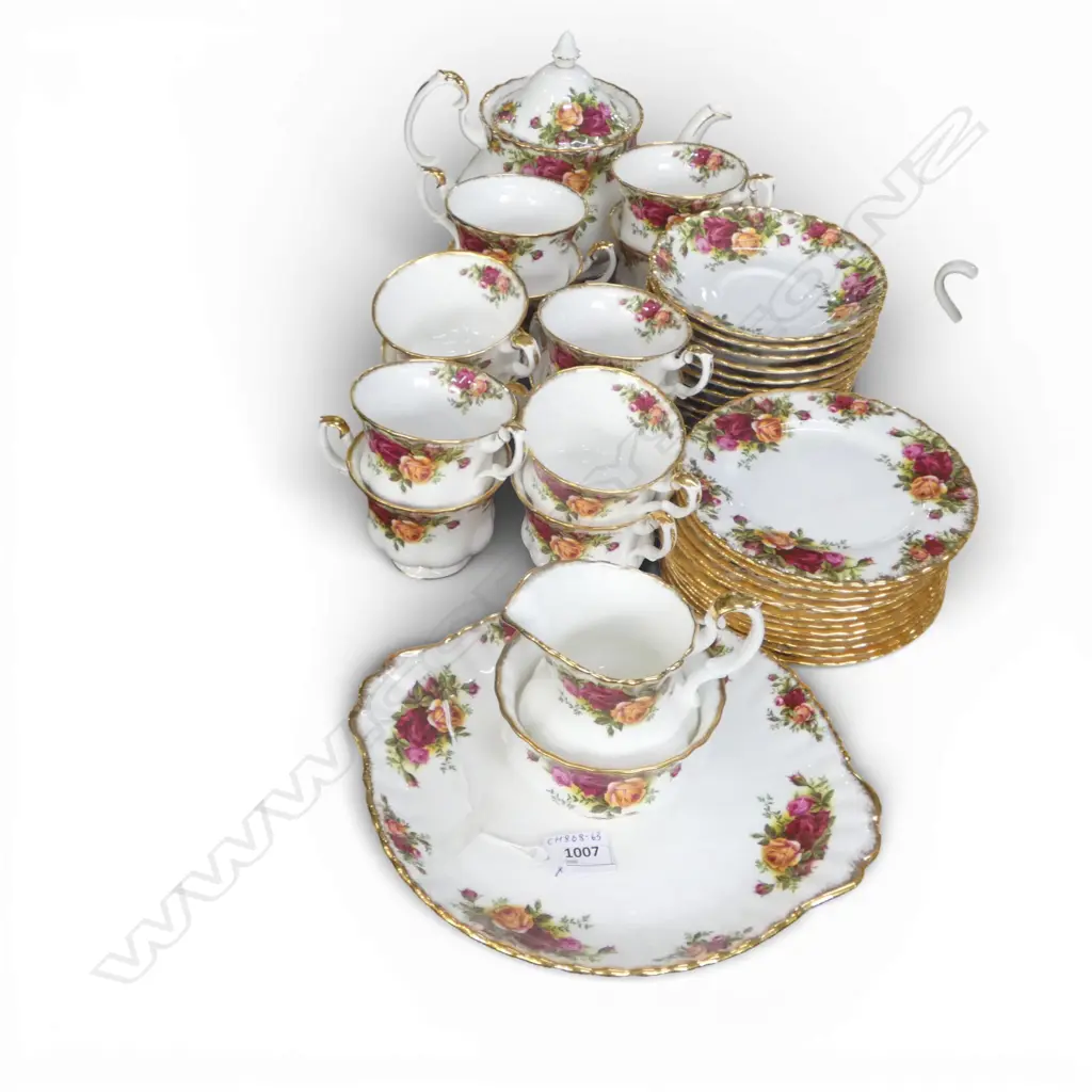 ROYAL ALBERT COUNTRY ROSES 12 PCE TEA SERVICE, TRIOS, TEA POT, MILK JUG, SUGAR BOWL SERVING PLATE  Image 1++