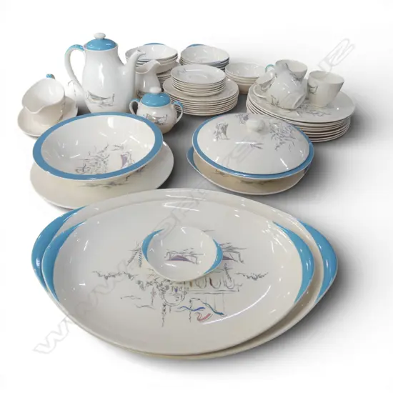 ROYAL DOULTON 'VENETIAN SCENES' DINNER SERVICE