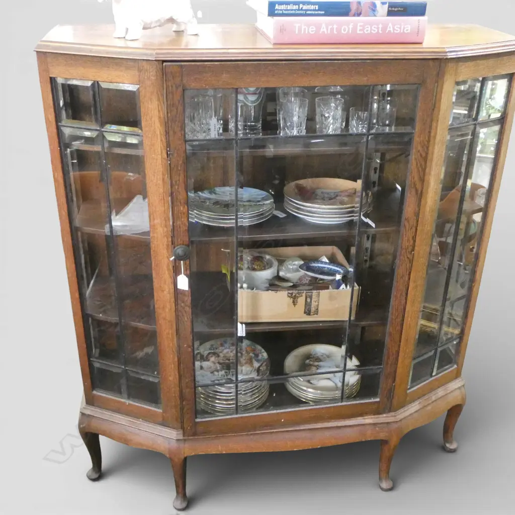 OAK CHINA CABINET BEVELLED GLASS 1070 x 370 x 1230mm Image 1++
