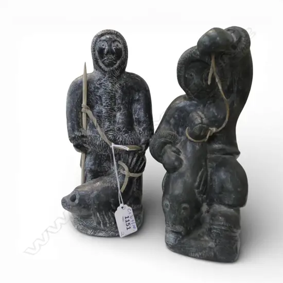 2 RESIN INUIT FIGURES BY WOLF CANADA H.240mm