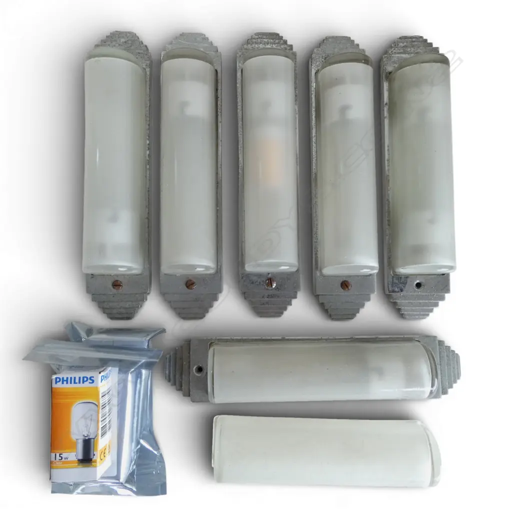 6 VINTAGE DECO  WALL LIGHTS Image 1++