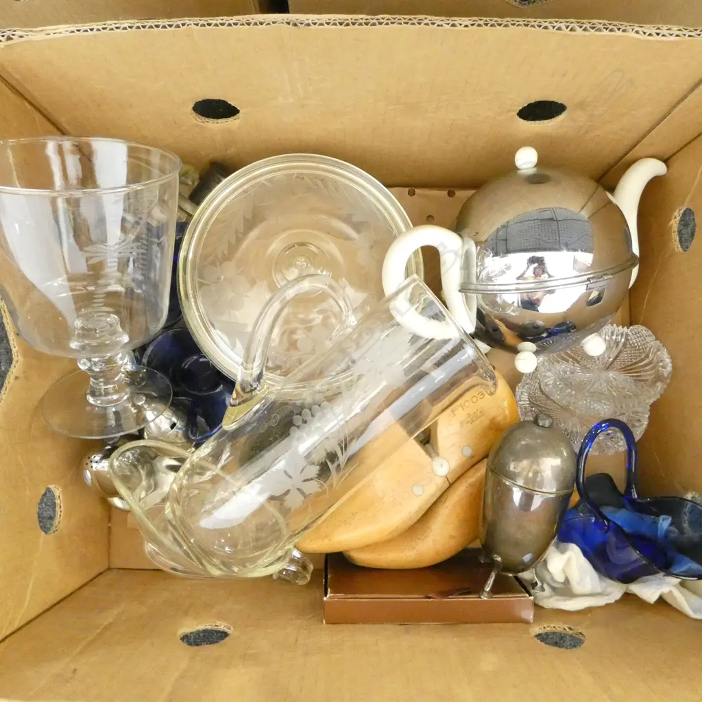 PR SHOE LASTS, GLASSWARE, FLOWER FROGS ETC Image 1++