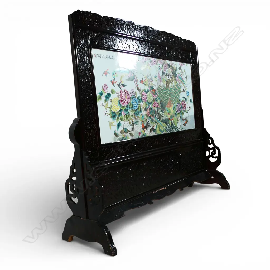 A very large and impressive Chinese famille rose porcelain room screen, Image 1++