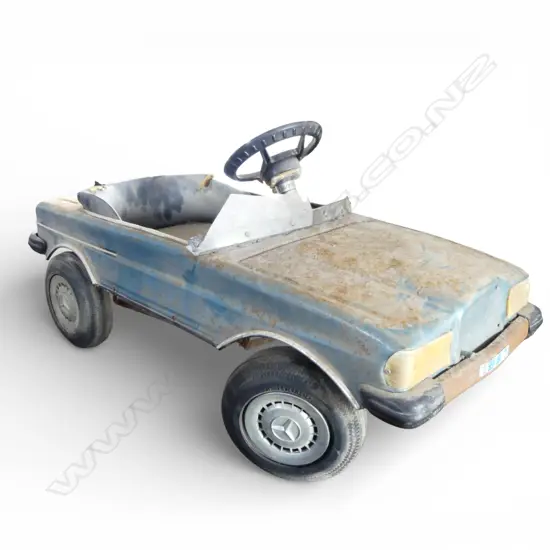 PEDDLE CAR needs restoration L.950mm