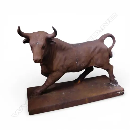 METAL BULL SCULPTURE EX CHELSEA FLOWER SHOW 2015 590x220x450mm