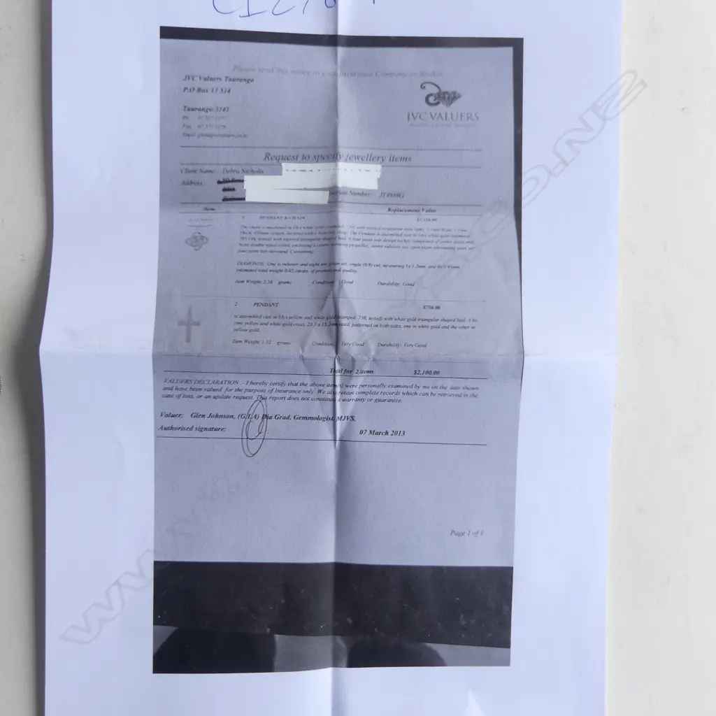 14ct W/GOLD & PAVE DIAMOND STAR PENDANT w. ENCLOSED PROPELLER ON 14ct W/GOLD CHAIN 3.38gms Image 1++