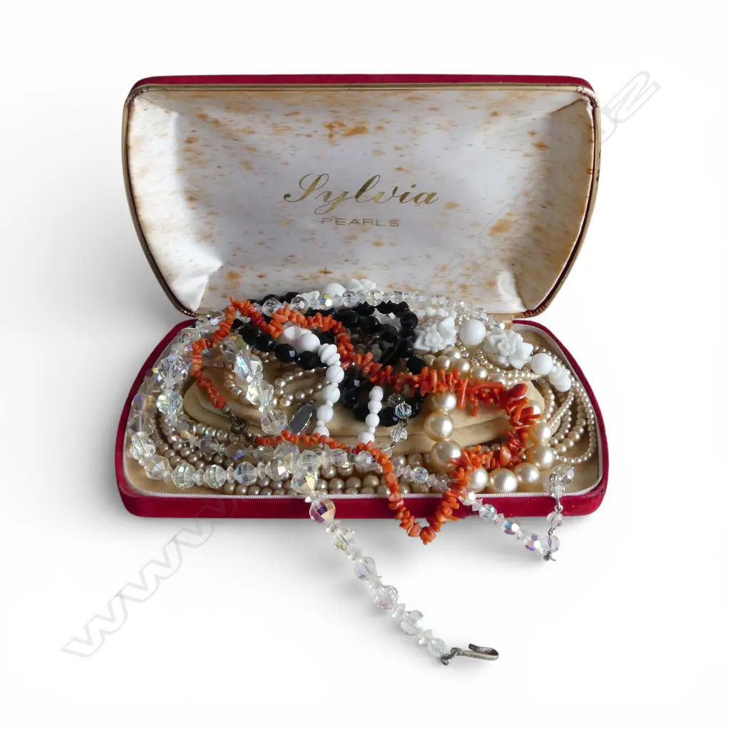 ASST. NECKLACES, PEARLS ETC Image 1++