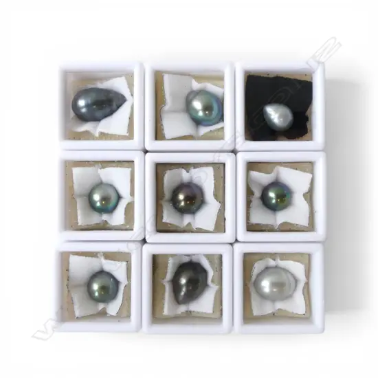 7 TAHITIAN BLACK BAROQUE PEARLS & 2 SILVER BAROQUE PEARL From the estate of Jeweller Simon Misdale