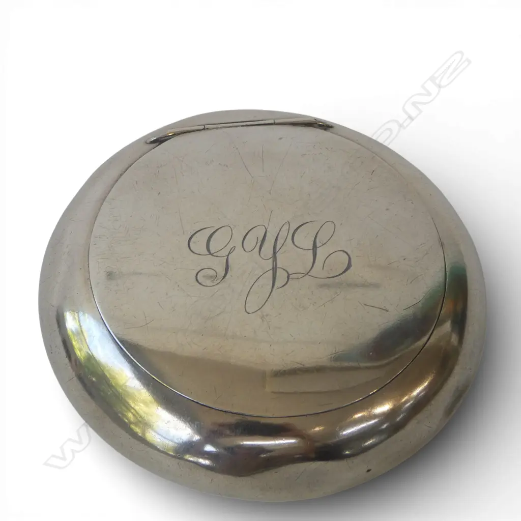 STG SILVER TOBACCO BOX, CHESTER 1914 85mm dia 106gms Image 1++
