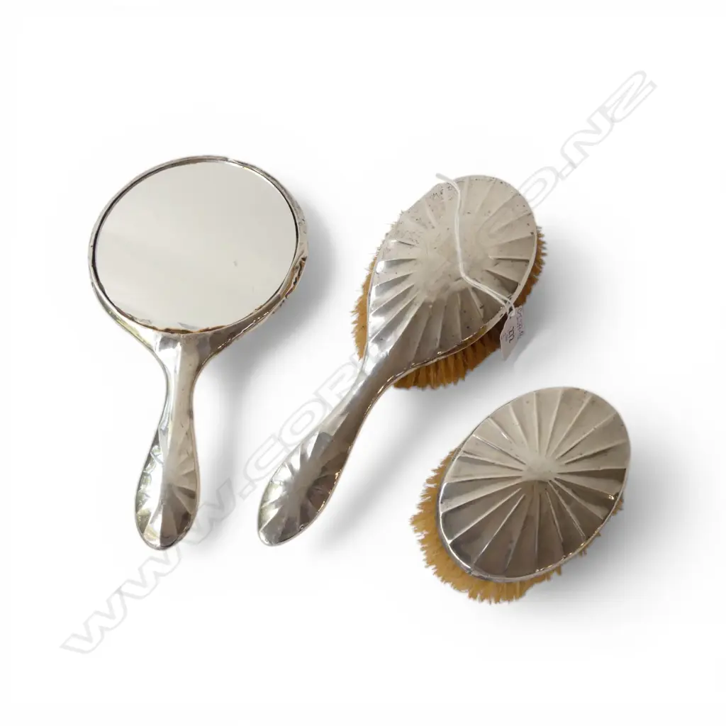 EDWARDIAN STG SILVER Birmingham 1908 3 PCE VANITY SET; DENTS/FAULTED Image 1++