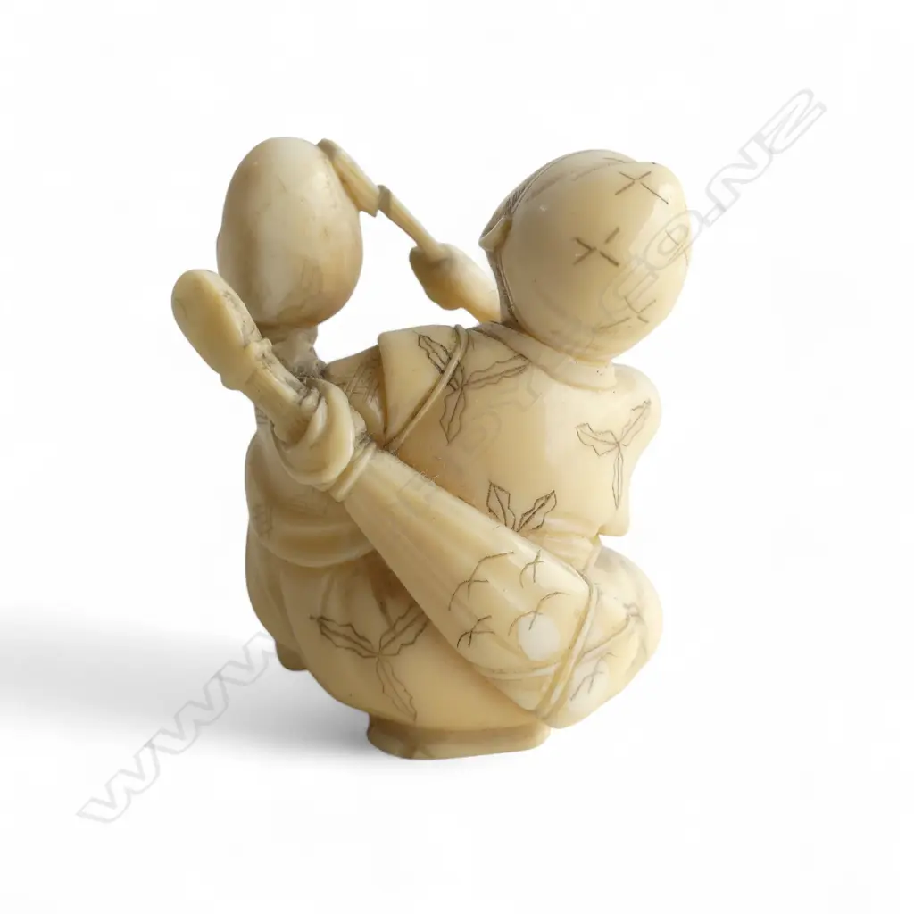 IVORY NETSUKE, MASK MAKER, SIGNED Image 1++