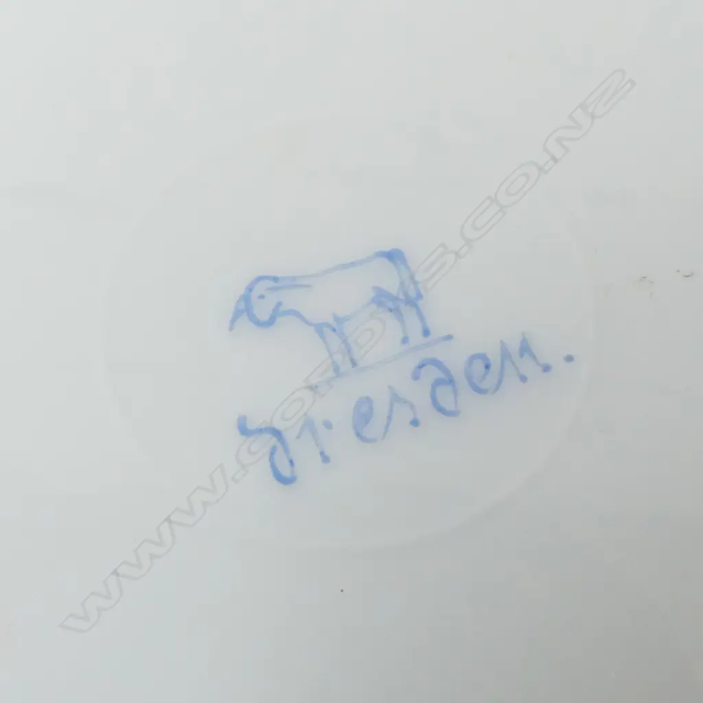 SET OF 6 HAND PAINTED DRESDON DESSERT BOWLS FLORAL PAT Image 1++