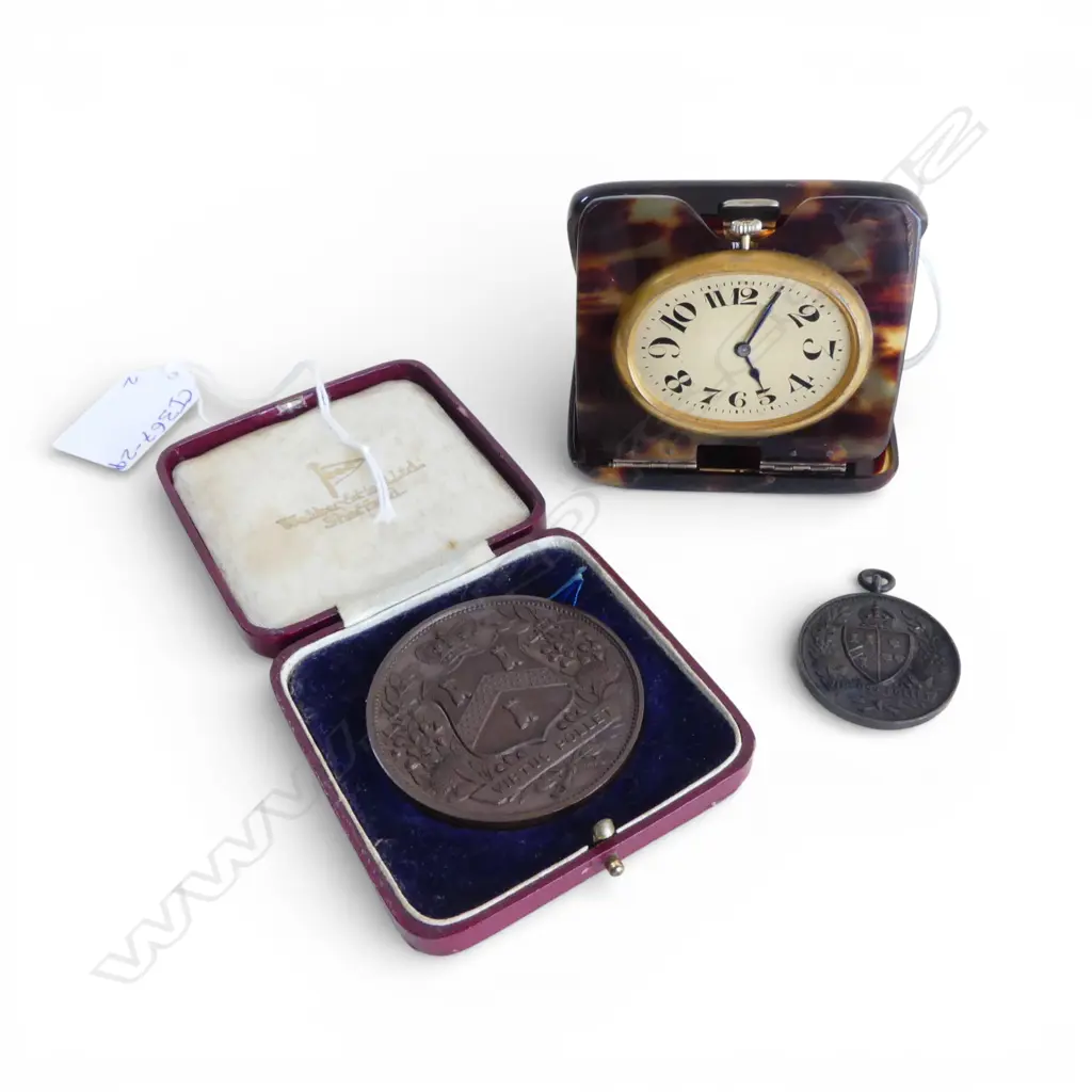 1937 CRUISERWEIGHT BRONZE KING'S SCHOOL MEDALLION + SMALLER JNR BOXING 1941 BOTH AWARDED TO R.T. HELLABY  Image 1++