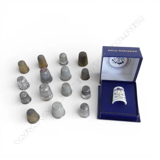 ASST. THIMBLES INCLUDING 3 SILVER 21.9gms + BOXED CHARLES & DIANA WEDDING COM. THIMBLE