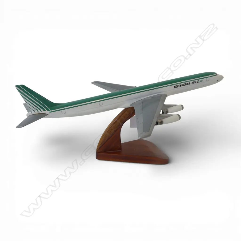 BURLINGTON AIR EXPRESS PLANE MODEL DC8-63F Image 1++