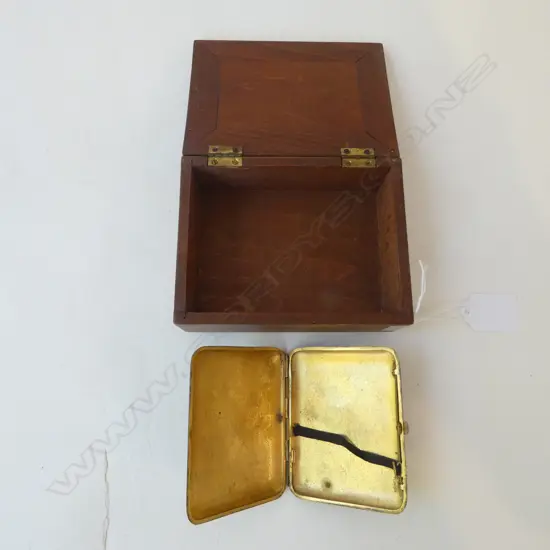 WOODEN BOX w. DUTCH SILVER PLAQUE 'KAAGWEEK 1950' W.130mm + CLOISONNE CIGARETTE CASE