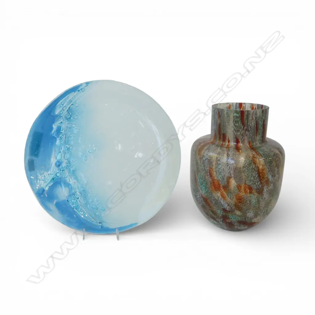 ART GLASS VASE + PLATTER  Image 1++