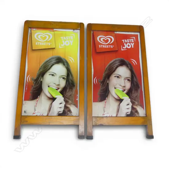 2 STREETS ICECREAM SIGNS