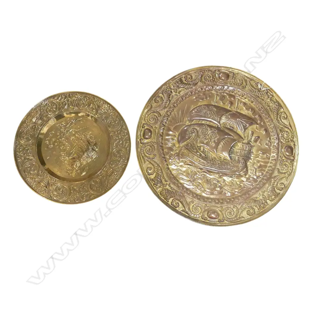 2 EMBOSSED COPPER WALL HANGINGS Dia. 630 & 430mm Image 1++