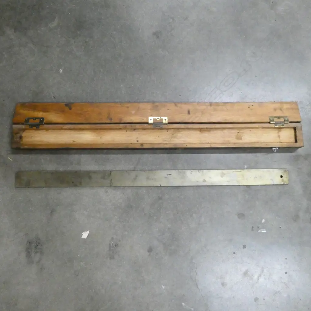 ENGINE BOX STRAIGHT EDGE, IN WOODEN BOX L.970mm Image 1++