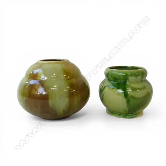 2 AMBRICO / EARLY CROWN LYNN GREEN GLAZED VASES, both w. hairlines H.125mm
