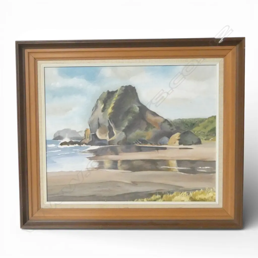 OIL ON BOARD LION ROCK PIHA UNSIGNED H390 W490MM Image 1++
