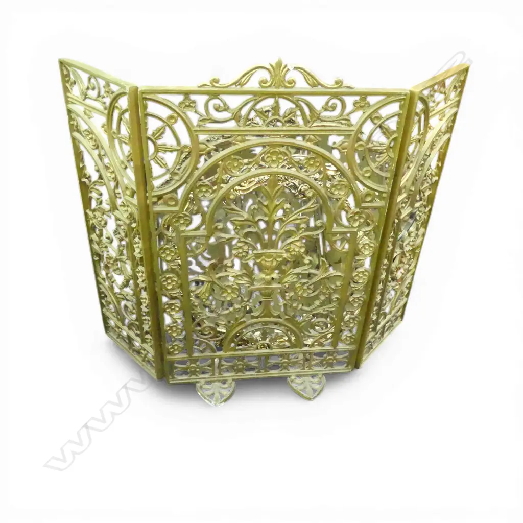 LG GILT METAL FIRE GUARD H.860mm Image 1++