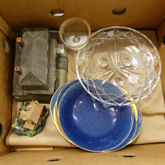 BOX LOT MODEL HOUSES CARLTON BOWL DIA260MM  CRYSTAL BOWL & GLASS