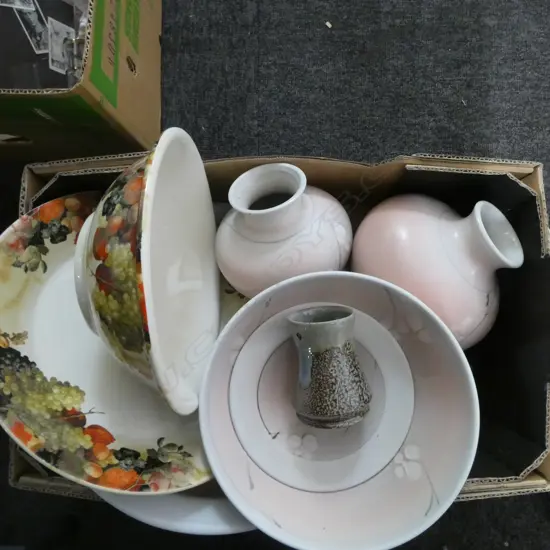 ASST PETER SHEARER + ROBERT GORDON STUDIO POTTERY