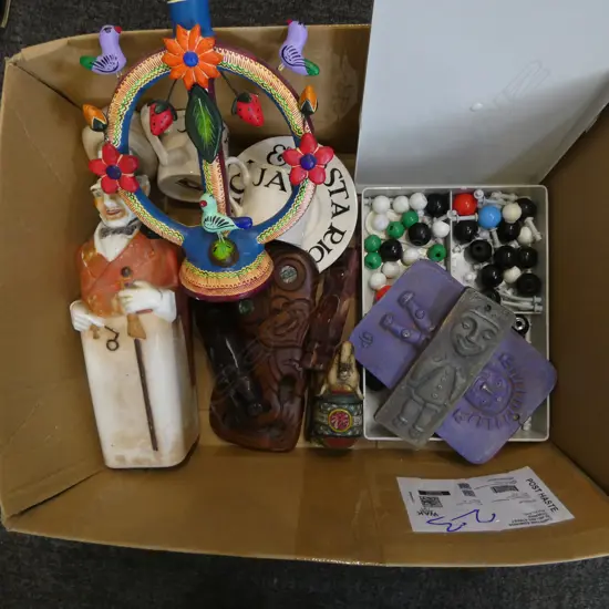 ASST. COLLECTABLES; MOLECULAR KIT, 2 TOAST & MARMALADE BRIDGEWATER C/S, WOODEN TIKI, etc