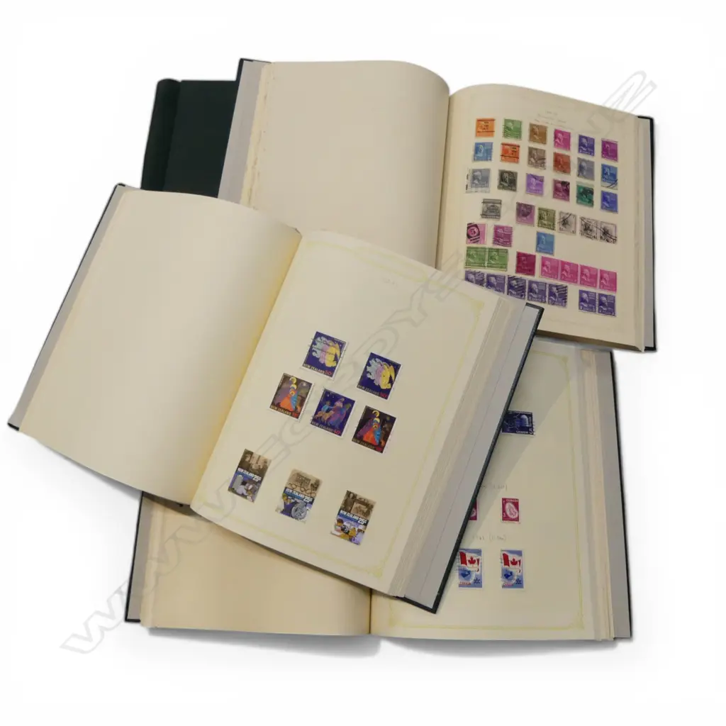 3 STAMP ALBUMS WORLD STAMPS & 1 ALBUM NZ STAMPS Image 1++