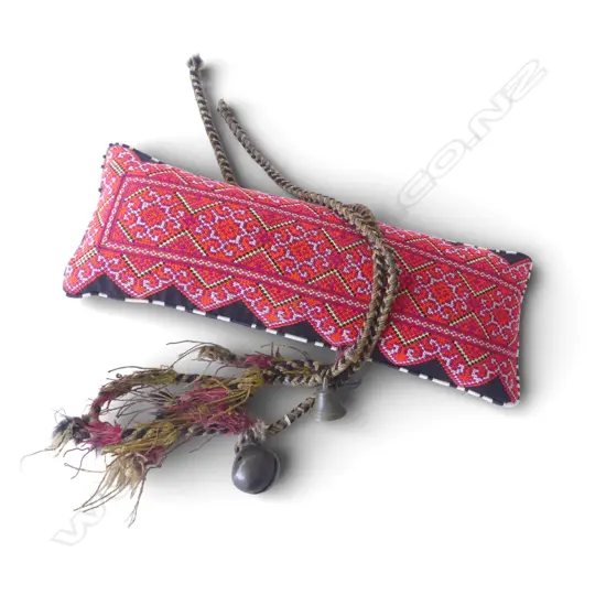 CUSHION L.510mm + COW BELL ON WOVEN CORD 