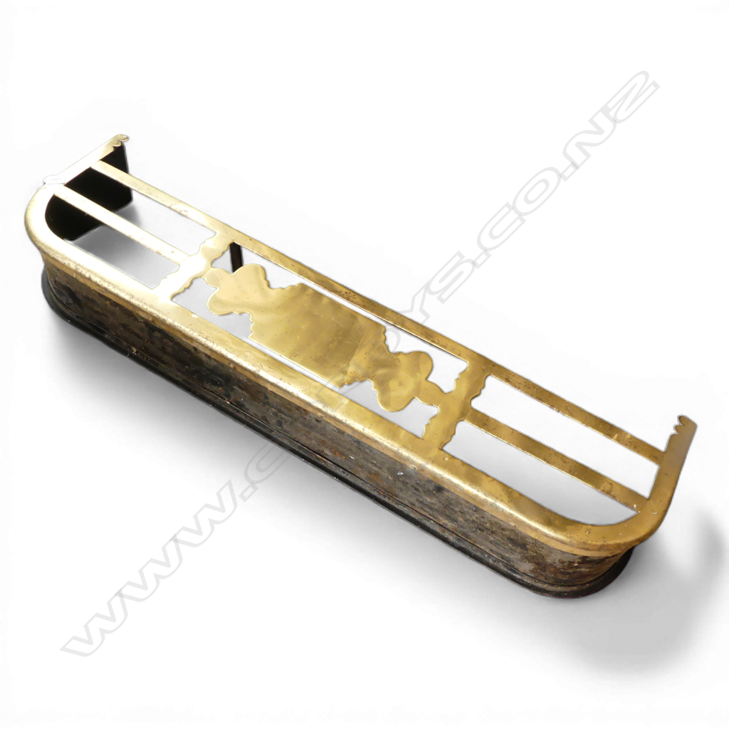 VICT BRASS FIRESURROUND L1130MM Image 1++