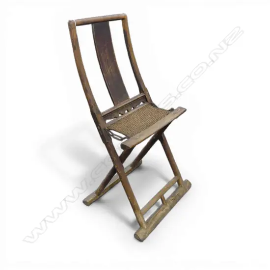 ORIENTAL WOODEN FOLDING CHAIR H.1155mm