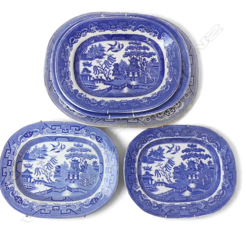 5 B/W WILLOW PATTER CHINA ASHETS W.460mm Image 1++