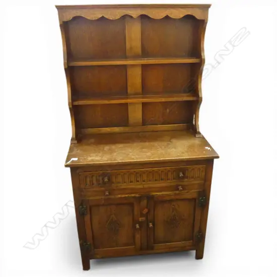 VINTAGE CARVED OAK DRESSER BACKED SIDEBOARD H1690 L920MM