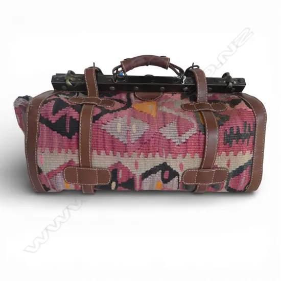 VINTAGE GLADSTONE PERSIAN CARPET BAG L400MM