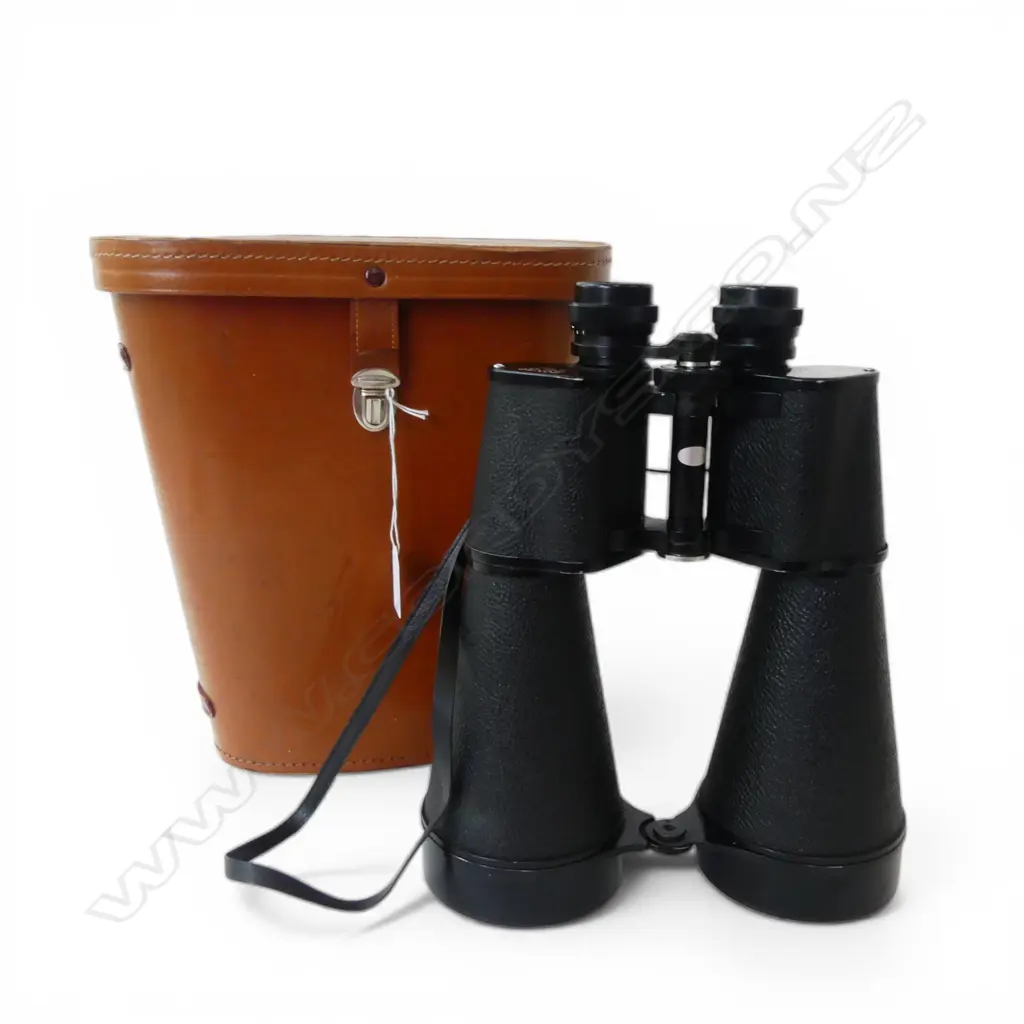 PR OF CARTON 20 X 80 BINOCULARS in leather case Image 1++