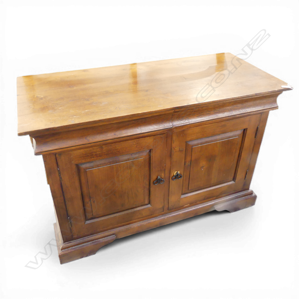 VINTAGE OAK LOW SIDEBOARD L740 L1160MM Image 1++