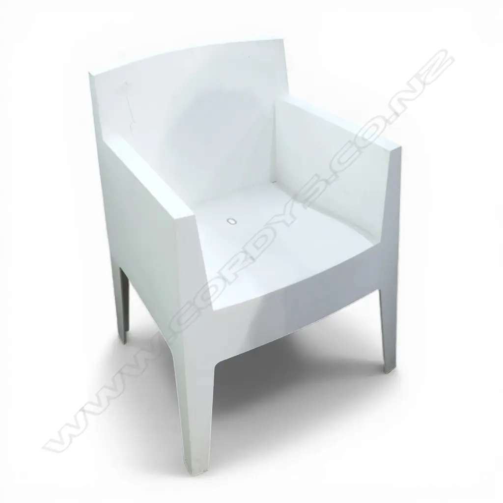 FOUR PHILIPPE STARK POLYPROPYLENE STACKABLE CHAIRS - 'TOY CHAIR' Image 1++