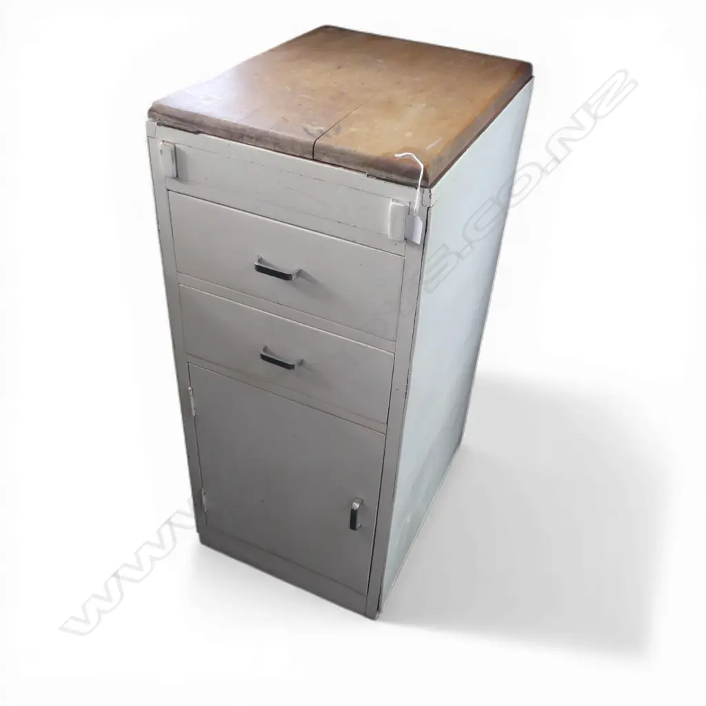 VINTAGE WHITE PAINTED KITCHEN CABINET 410x520x915mm Image 1++