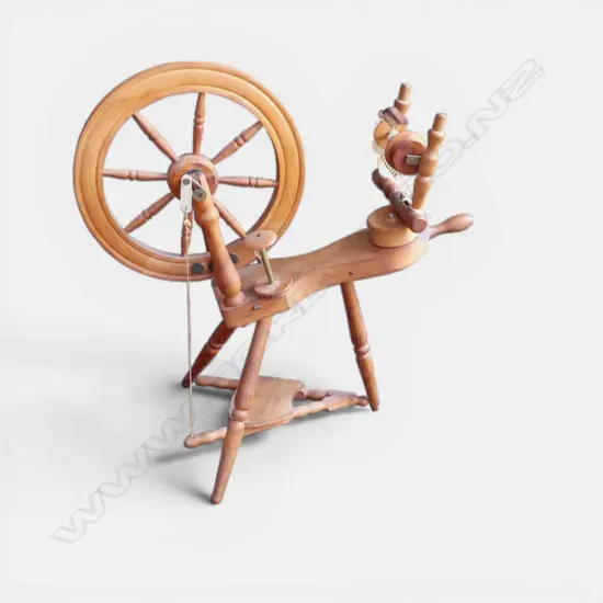 Vintage spinning wheel