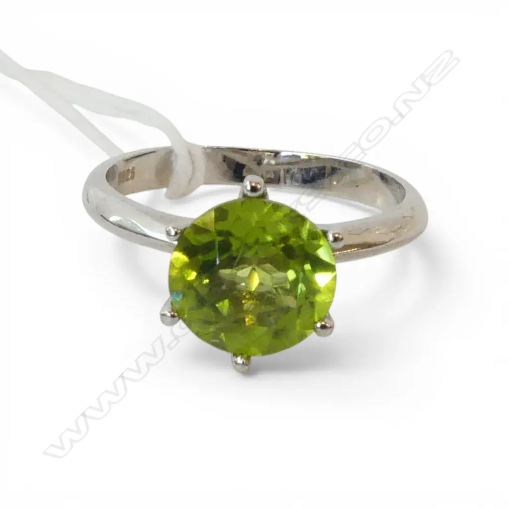 SILVER & PERIDOT RING, AIG REPORT Image 1++