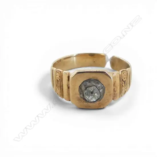 ANTIQUE GOLD & antique rose cut DIAMOND RING testing 16ct gold 3.6gms SIZE S