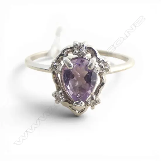 10ct WHITE GOLD AMETHYST & DIAMOND RING, 1.8gm SIZE N